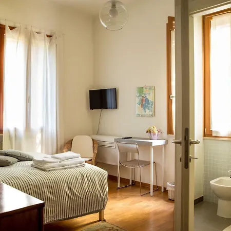 Dante Bed and breakfast 2*
